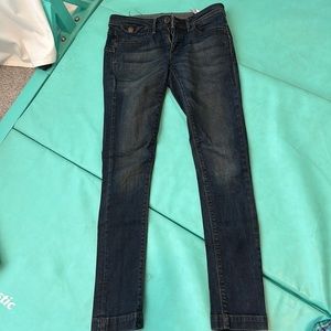 G-Star vintage jeggings. Sz 28, distressed dark blue